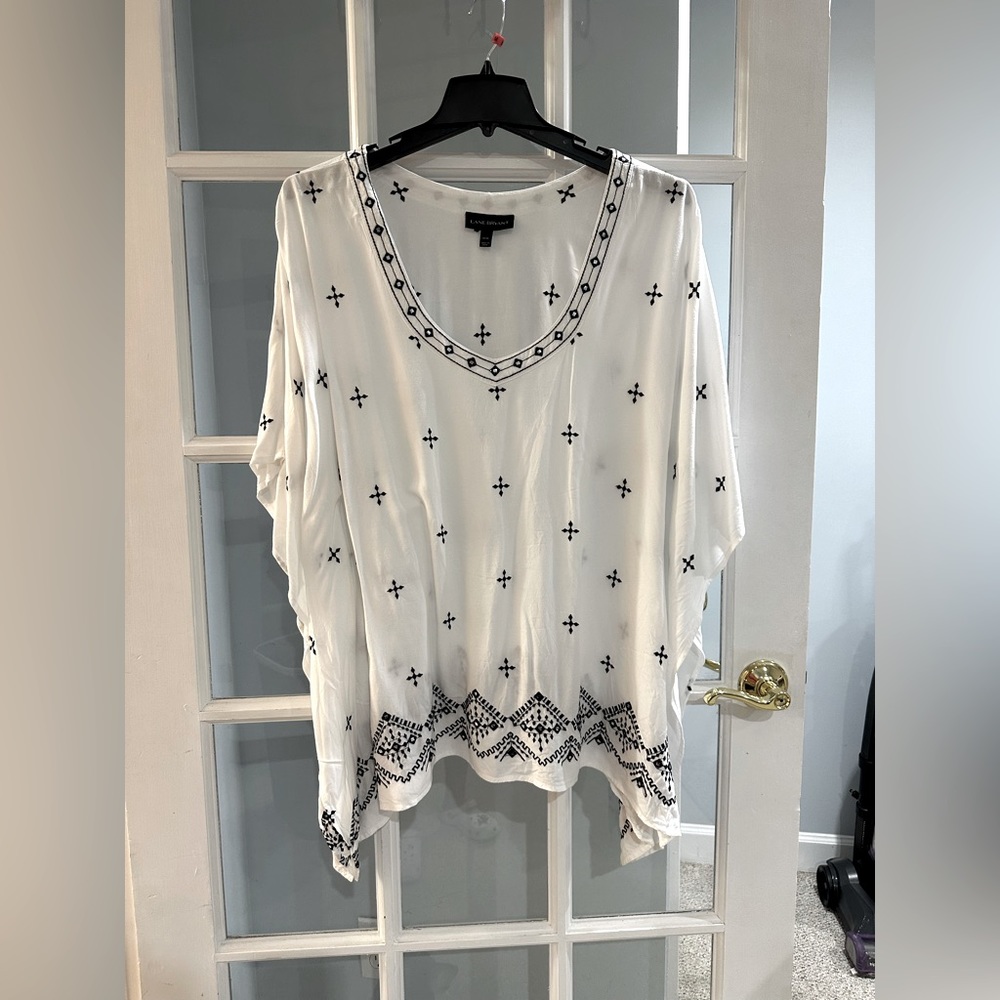 Lane Bryant White Embroidered Blouse Sz 14/16 Boho Peasant Top Shirt Batwing Slv